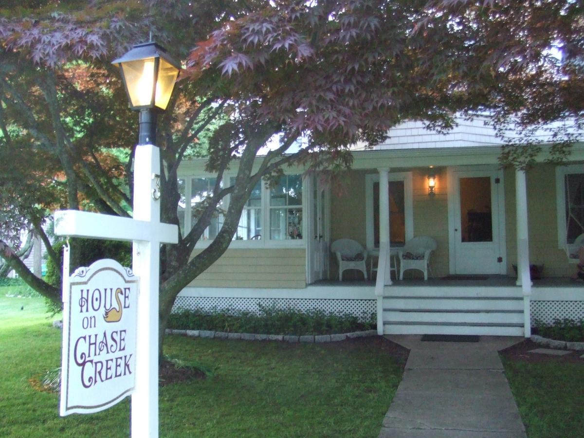 Shelter Island Heights House On Chase Creek Bed & Breakfast エクステリア 写真